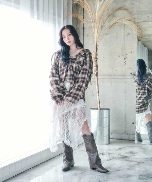 ANDGEEBEE(アンジービー)の「UNISEX チェックフーディシャツ(シャツ/ブラウス・レディース・ブラック/ブラウン・FREE)」の14枚目の写真