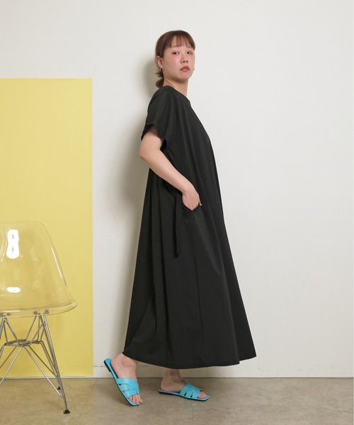 palm RICHE（ポームリシュ）の「【前後2WAY】フロントドロストデザイン カットワンピース（ワンピース・レディース・ブルー/ブラック・M）」の4枚目の写真