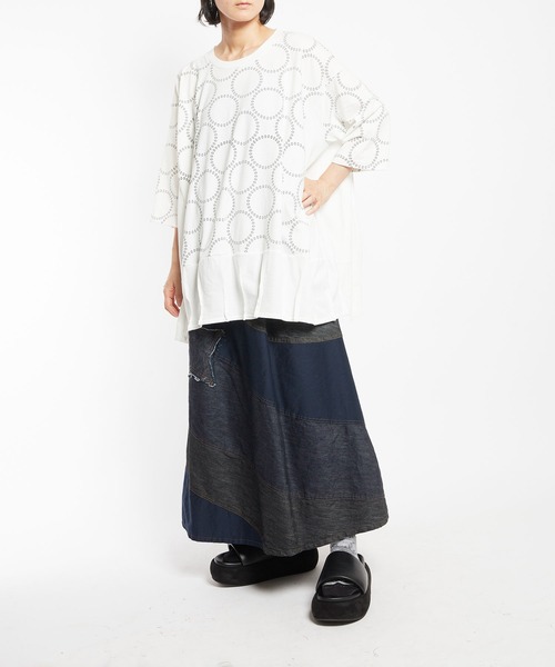 gomme(ゴム)の「ホールドット天竺 ヘムハッチングT(Tシャツ/カットソー・レディース・ホワイト×ブラック/ブラック×ホワイト/ブラック×グレー・MEDIUM)」の9枚目の写真