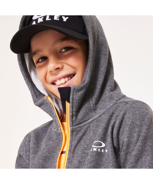OAKLEY(オークリー)の「オークリー Ytr Warm Fleece Jacket 8.0 / JACKET ジャケット/吸汗速乾/UPF50+/フリース/キッズ・ユース /OAKLEY(パーカー・キッズ・ブラック/グレー/ホワイト系・M/L/S)」の3枚目の写真