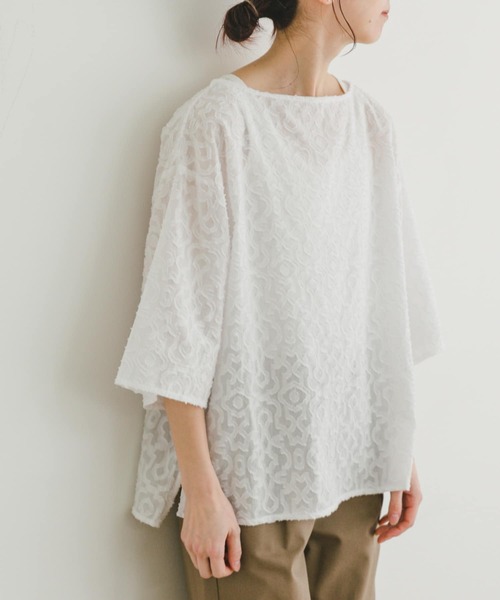 ITEMS URBANRESEARCH（アイテムズ アーバンリサーチ）の「ジャガードハンソデプルオーバー（その他トップス・レディース・ホワイト/カーキ/ブラック・FREE）」の2枚目の写真