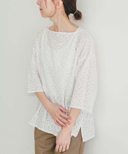 ITEMS URBANRESEARCH（アイテムズ アーバンリサーチ）の「ジャガードハンソデプルオーバー（その他トップス・レディース・ホワイト/カーキ/ブラック・FREE）」の11枚目の写真