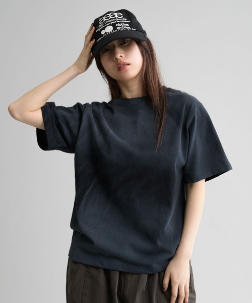 EPNK(イーピーエヌケー)の「【EPNK】Spray crew neck tee / スプレークルーネックTee(Tシャツ/カットソー・メンズ・ブラック/グレイッシュベージュ/チャコールグレー/レッド・SMALL/MEDIUM/LARGE)」の18枚目の写真