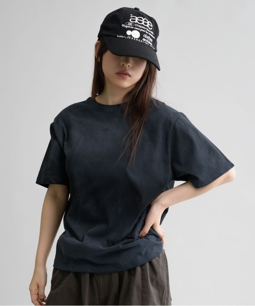 EPNK(イーピーエヌケー)の「【EPNK】Spray crew neck tee / スプレークルーネックTee(Tシャツ/カットソー・メンズ・ブラック/グレイッシュベージュ/チャコールグレー/レッド・SMALL/MEDIUM/LARGE)」の17枚目の写真