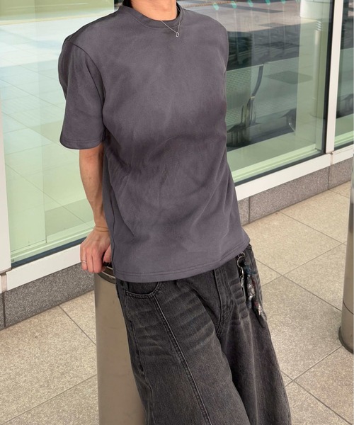 EPNK(イーピーエヌケー)の「【EPNK】Spray crew neck tee / スプレークルーネックTee(Tシャツ/カットソー・メンズ・ブラック/グレイッシュベージュ/チャコールグレー/レッド・SMALL/MEDIUM/LARGE)」の10枚目の写真