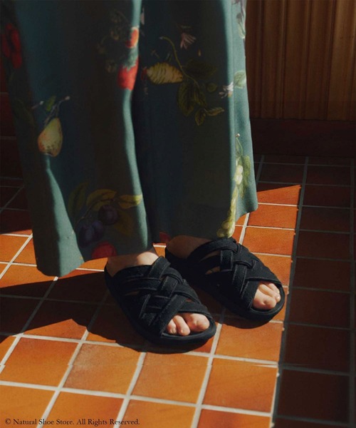 MALIBU SANDALS(マリブサンダルズ)の「MALIBU SANDALS / “ZUMA LX CARVING” サンダル(サンダル・レディース・ベージュ系/ブラック・9/8/7/6.5/6/5/10/4)」の3枚目の写真