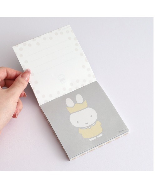 ミッフィー★スクエアメモパッド 楽天市場】SQUARE ｽｸｴｱ 手帳小物 ・ miffyｽｸｴｱ ﾒﾓﾊﾟｯﾄﾞ青 ﾐｯﾌｨｰ