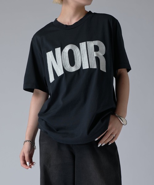 Lui's(ルイス)の「NOIRエンブロイダリーTシャツ(Tシャツ/カットソー・メンズ・ホワイト/ブラック・S/M/XS)」の2枚目の写真