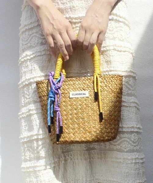 Ritzy(リッツィー)の「6色展開 カラフルマッチングハンドル ミニかごバッグ(かごバッグ・レディース・モカ/パープル/イエロー/グリーン/ピンク/ブルー・FREE)」の7枚目の写真