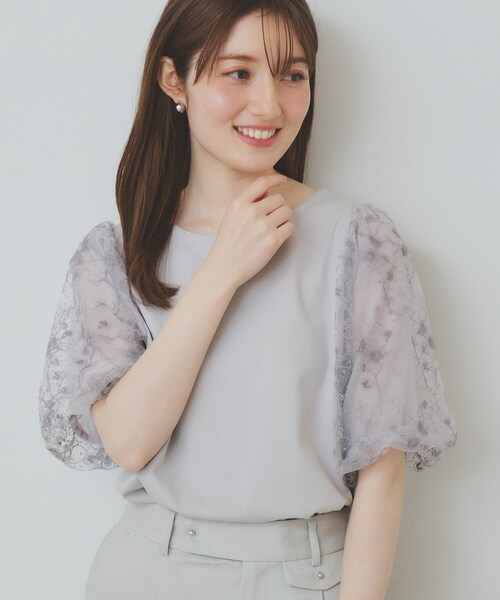 index（インデックス）の「シアーバルーンスリーブトップス【洗濯機洗い可/接触冷感】（Tシャツ/カットソー・レディース・アイボリー/ブラック/ライトグレー・36/38/40/42）」の8枚目の写真