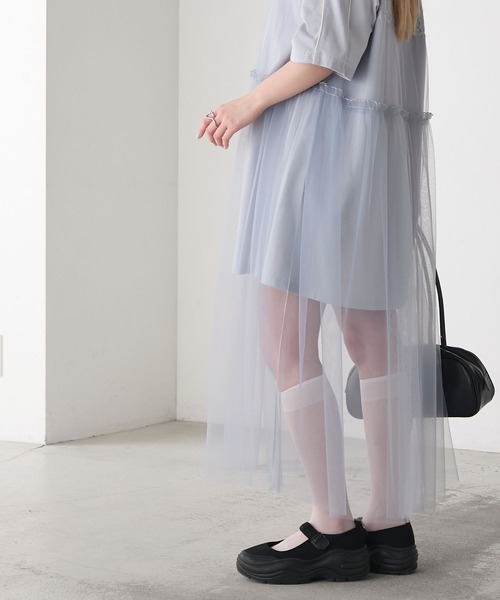 forksy.(フォルクシー)の「【forksy.】袖ライン チュールレイヤード 半袖ワンピース(ワンピース・レディース・ブラック/オフホワイト/グレイッシュブルー・FREE)」の14枚目の写真