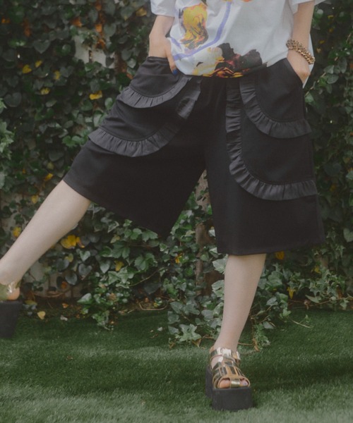 manana suerte(マニャーナスエルテ)の「フリルハーフパンツ(その他パンツ・レディース・ブラック・FREE)」の10枚目の写真