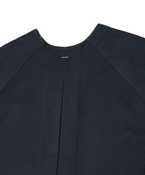 CRYSTAL BALL（クリスタルボール）の「クローバータックブラウス（シャツ/ブラウス・レディース・ネイビー/グレー・FREE）」の10枚目の写真