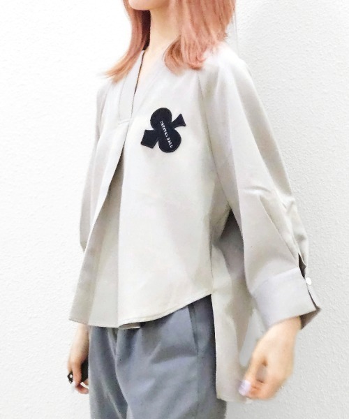 CRYSTAL BALL（クリスタルボール）の「クローバータックブラウス（シャツ/ブラウス・レディース・ネイビー/グレー・FREE）」の13枚目の写真