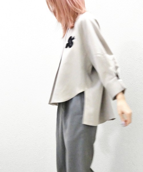 CRYSTAL BALL（クリスタルボール）の「クローバータックブラウス（シャツ/ブラウス・レディース・ネイビー/グレー・FREE）」の22枚目の写真