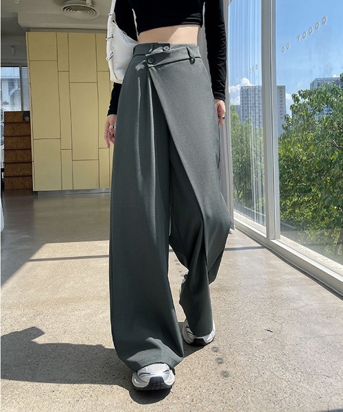 shoppinggo(ショッピングゴー)の「ワイドパンツ タック入り ロング丈(カーゴパンツ・レディース・グレー/ブラウン/ブラック・M)」の6枚目の写真