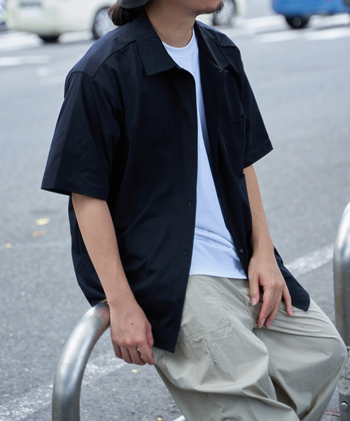 ikka(イッカ)の「【吸水速乾/セットアップ対応】GOKU楽AIRレギュラーシャツ(シャツ/ブラウス・メンズ・オリーブ/ブラック/グレー/ベージュ/ネイビー・XL/L/M/S)」の5枚目の写真