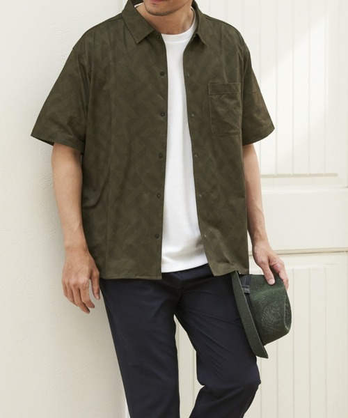 ikka(イッカ)の「【吸水速乾/セットアップ対応】GOKU楽AIRレギュラーシャツ(シャツ/ブラウス・メンズ・オリーブ/ブラック/グレー/ベージュ/ネイビー・XL/L/M/S)」の4枚目の写真