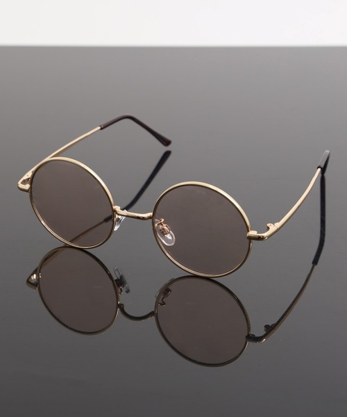 Revo.(レボ)の「METAL FLAME ROUND SUNGLASSES / メタルフレーム ラウンド サングラス カラーレンズ UVカット <ユニセックス>(サングラス・メンズ・ライトブラウン/ブラック/ライトブルー/ライトピンク/ライトグレー/ライトパープル・FREE)」の3枚目の写真