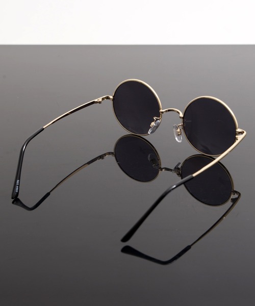Revo.(レボ)の「METAL FLAME ROUND SUNGLASSES / メタルフレーム ラウンド サングラス カラーレンズ UVカット <ユニセックス>(サングラス・メンズ・ライトブラウン/ブラック/ライトブルー/ライトピンク/ライトグレー/ライトパープル・FREE)」の16枚目の写真