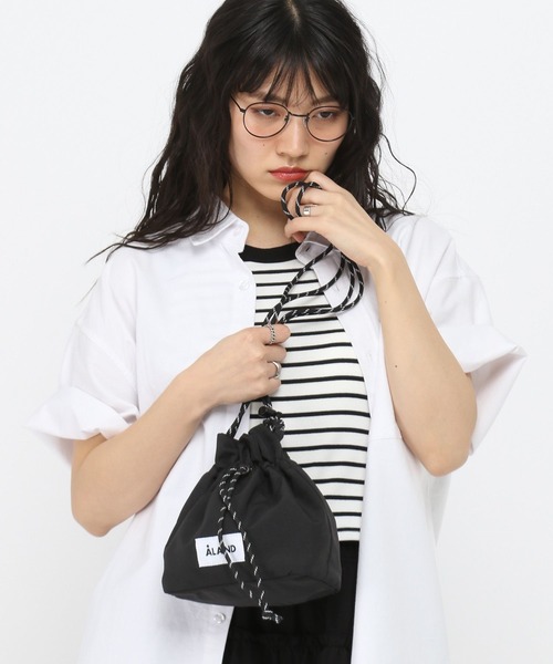 ALAND（エーランド）の「【UNISEX】ALAND／ナイロンミニBAG（ショルダーバッグ・レディース・ブラック/ブルー/ベージュ・FREE）」の22枚目の写真