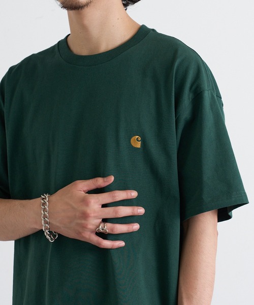 Carhartt WIP(カーハートダブリューアイピー)の「【Carhartt WIP】LOGO SS TEE i026391(Tシャツ/カットソー・メンズ・ブラック/ホワイト/グリーン/ブラウン/チャコールグレー・S/M/L/XL/XXL)」の5枚目の写真