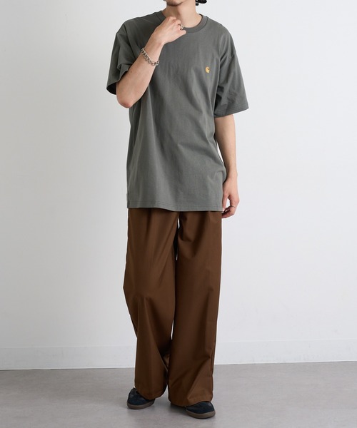 Carhartt WIP(カーハートダブリューアイピー)の「【Carhartt WIP】LOGO SS TEE i026391(Tシャツ/カットソー・メンズ・ブラック/ホワイト/グリーン/ブラウン/チャコールグレー・S/M/L/XL/XXL)」の17枚目の写真