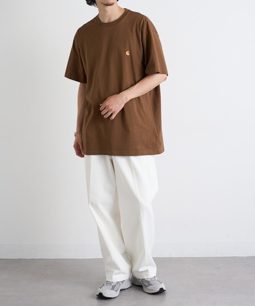 Carhartt WIP(カーハートダブリューアイピー)の「【Carhartt WIP】LOGO SS TEE i026391(Tシャツ/カットソー・メンズ・ブラック/ホワイト/グリーン/ブラウン/チャコールグレー・S/M/L/XL/XXL)」の13枚目の写真