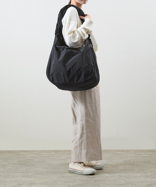 20/80（テゥエンティーエイティー）の「20/80 トゥエンティーエイティー / LIMONTA ROUND SHOULDER BAG リモンタナイロンラウンドショルダーバッグ / S122（ショルダーバッグ・メンズ・ブラック・FREE）」の15枚目の写真