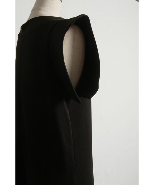 &. NOSTALGIA(アンドドットノスタルジア)の「【ZOZO限定】スクエア袖カットワンピース(ワンピース・レディース・ブラック・M)」の17枚目の写真