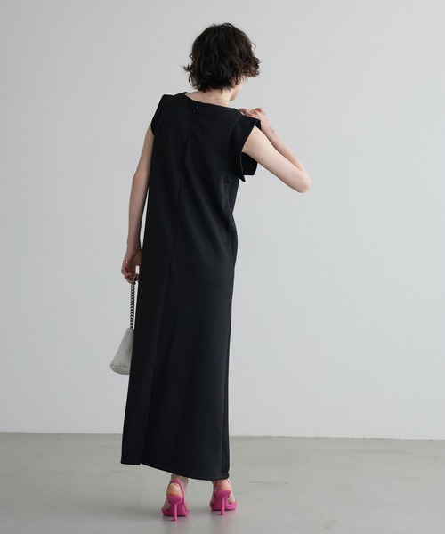 &. NOSTALGIA(アンドドットノスタルジア)の「【ZOZO限定】スクエア袖カットワンピース(ワンピース・レディース・ブラック・M)」の3枚目の写真