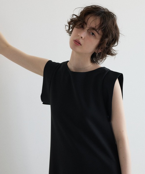 &. NOSTALGIA(アンドドットノスタルジア)の「【ZOZO限定】スクエア袖カットワンピース(ワンピース・レディース・ブラック・M)」の9枚目の写真