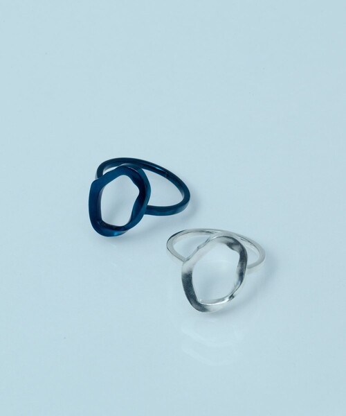 and cloud(アンドクラウド)の「Flutter Window Ring(リング・レディース・シルバー/ブルー・9号/11号/13号/15号)」の1枚目の写真