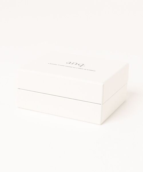 anq.(アンク)の「「anq.」SV925・ラピスラズリ、グリーンオニキス/ターコイズ、ペリドット イヤーカフ(イヤーカフ・レディース・ブルー・ONE SIZE)」の5枚目の写真