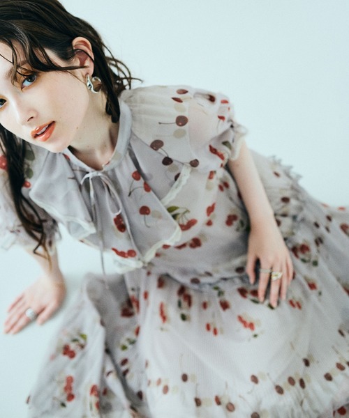 美品Audie a muses ワンピース ドレス　結婚式 Audie a Muses（オーディアミューズ）の「オーガンジー刺繍