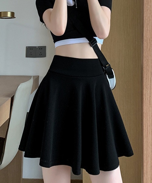 Miniministore(ミニミニストア)の「韓国風サーキュラースカート ウエストゴム(スカート・レディース・ネイビー/ロイヤルブルー/ピンク/ブラック/イエロー/ラベンダー/レッド/クリアレッド/マジェンタ・FREE)」の10枚目の写真
