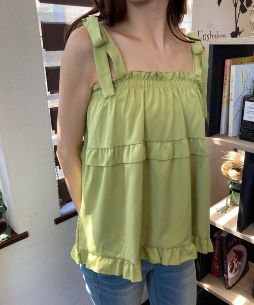 ｔｏｌｅｎｅ（トレネ）の「フリルティアード 肩リボン キャミソール トップス（キャミソール・レディース・ホワイト/グリーン/ブラック・FREE）」の20枚目の写真