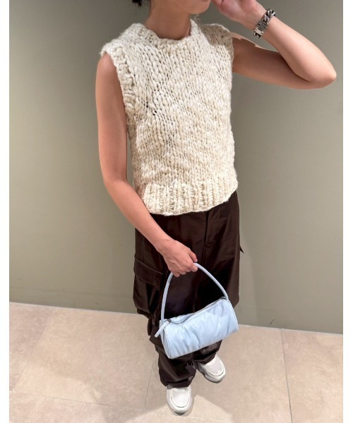 emmi（エミ）の「ウールミックスハンドニットベスト（ベスト・レディース・ブラウン/アイボリー・F）」の22枚目の写真