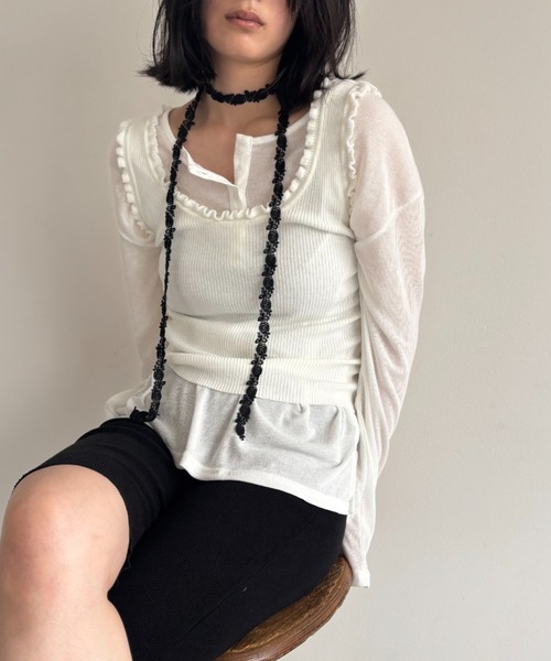 FUULLY STUDIO（フーリィーステューディオ）の「フリルリブニットビスチェタンク（タンクトップ・レディース・ブラック/ライトブルー/オフホワイト/グレー・FREE）」の5枚目の写真