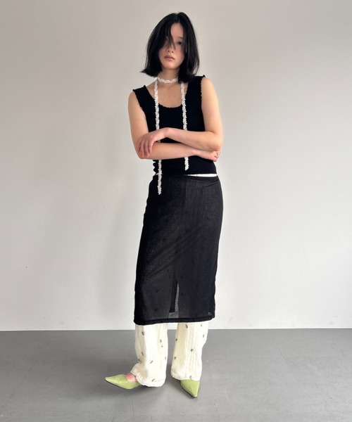 FUULLY STUDIO（フーリィーステューディオ）の「フリルリブニットビスチェタンク（タンクトップ・レディース・ブラック/ライトブルー/オフホワイト/グレー・FREE）」の17枚目の写真