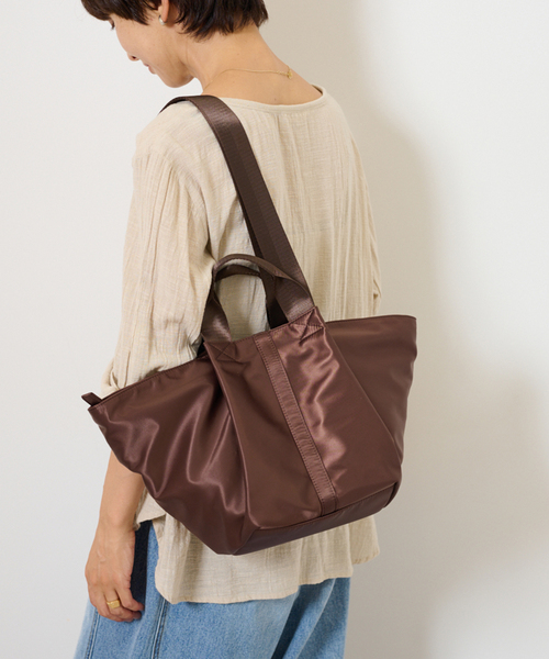 JOURNAL STANDARD relume（ジャーナルスタンダード　レリューム）の「《追加》RELUME ナイロントートバッグ（トートバッグ・レディース・ブラウン/ベージュ/ブラック・FREE）」の8枚目の写真