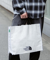 THE NORTH FACE(Um[XtFCX)THE NORTH FACE UEm[XtFCX Tarpaulin Eco Bag Midium GRobO(GRobO/TuobO)