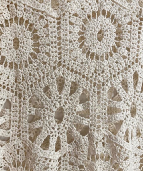 ReRe(リリ)の「刺繍ロングワンピース(ワンピース・レディース・ホワイト/ベージュ・FREE)」の3枚目の写真