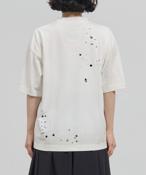 MIHARAYASUHIRO(ミハラヤスヒロ)の「【MIHARAYASUHIRO/ミハラヤスヒロ】EMBELLISHED DISTRESSED TEE/スタッズプリントTシャツ(Tシャツ/カットソー・レディース・ブラック/ホワイト・36/38)」の15枚目の写真