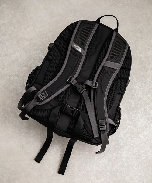 THE NORTH FACE(ザノースフェイス)の「新色追加 THE NORTH FACE ザ・ノースフェイス BOREALIS CLASSIC BKP ボレアリスクラシックバックパック/リュック(バックパック/リュック・メンズ・ブラック/オレンジ/イエロー/グリーン/ライトグレー/ネイビー・FREE)」の9枚目の写真