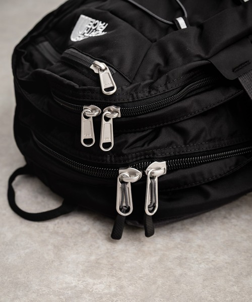 THE NORTH FACE(ザノースフェイス)の「新色追加 THE NORTH FACE ザ・ノースフェイス BOREALIS CLASSIC BKP ボレアリスクラシックバックパック/リュック(バックパック/リュック・メンズ・ブラック/オレンジ/イエロー/グリーン/ライトグレー/ネイビー・FREE)」の11枚目の写真