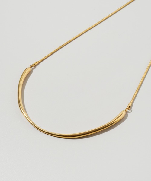 GOLDY(ゴールディ)の「【金属アレルギー軽減】アーチ ライン バック ロング ステンレス ネックレス(ネックレス・レディース・ゴールド/シルバー・FREE)」の10枚目の写真