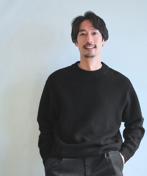 green label relaxing(グリーンレーベルリラクシング)の「ハミルトンラム ワイドネック ニット(ニット/セーター・メンズ・グレー/ライトブルー/ブラック/パープル・L/M/S/XL)」の2枚目の写真