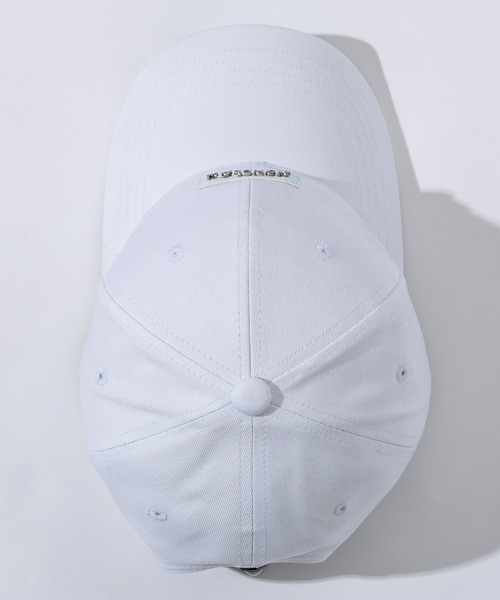 1PIU1UGUALE3 RELAX (ウノピゥウノウグァーレトレ リラックス)の「1PIU1UGUALE3 RELAX(ウノピゥウノウグァーレトレ リラックス)プレートロゴ ベーシックシルエット キャップ(キャップ・メンズ・ホワイト/ブラック・ONE SIZE)」の11枚目の写真