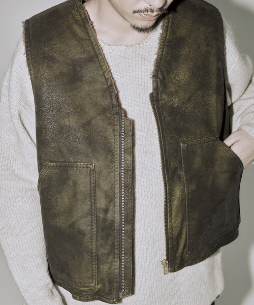 JOURNAL STANDARD J.S HOMESTEAD（ジャーナルスタンダードホームステッド）の「J.S.Homestead / フロック レザー ジップ ベスト（その他アウター・メンズ・ブラック/ブラウン系その他・MEDIUM/LARGE）」の6枚目の写真
